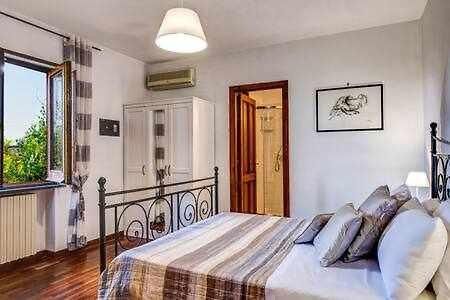 Gocce Villas - Villa De Flores Country Style Villa With Pool ماسّا لوبْرينسِ المظهر الخارجي الصورة