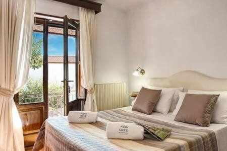 Gocce Villas - Villa De Flores Country Style Villa With Pool ماسّا لوبْرينسِ المظهر الخارجي الصورة
