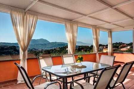 Gocce Villas - Villa De Flores Country Style Villa With Pool ماسّا لوبْرينسِ المظهر الخارجي الصورة