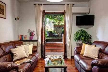 Gocce Villas - Villa De Flores Country Style Villa With Pool ماسّا لوبْرينسِ المظهر الخارجي الصورة