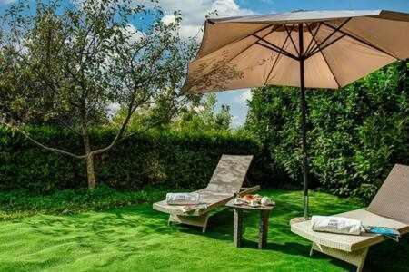 Gocce Villas - Villa De Flores Country Style Villa With Pool ماسّا لوبْرينسِ المظهر الخارجي الصورة